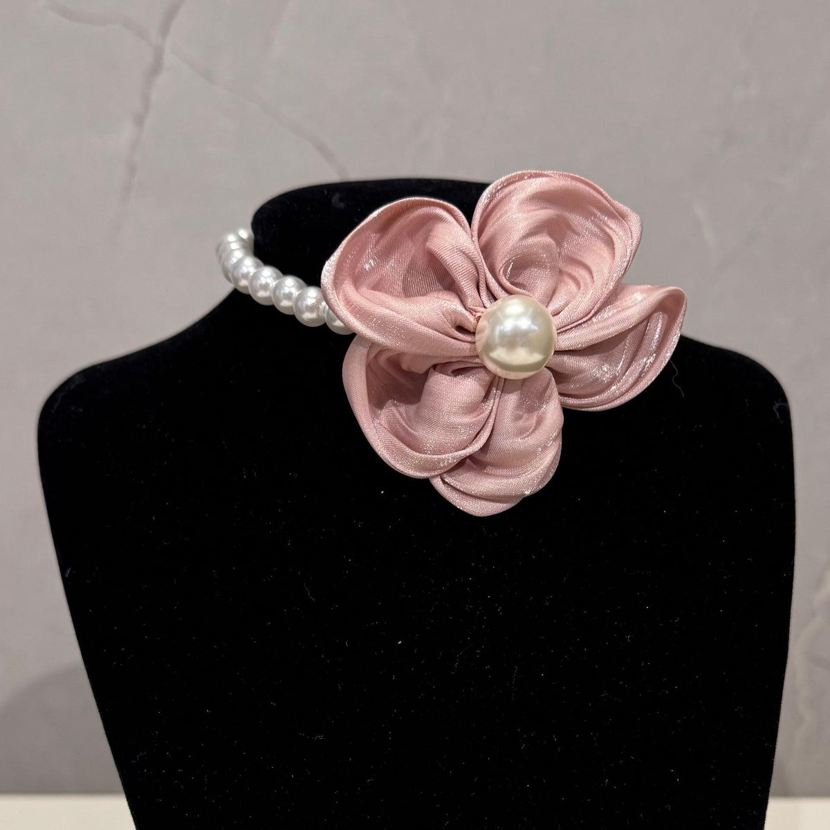 Pet Pearl Flower Collar
