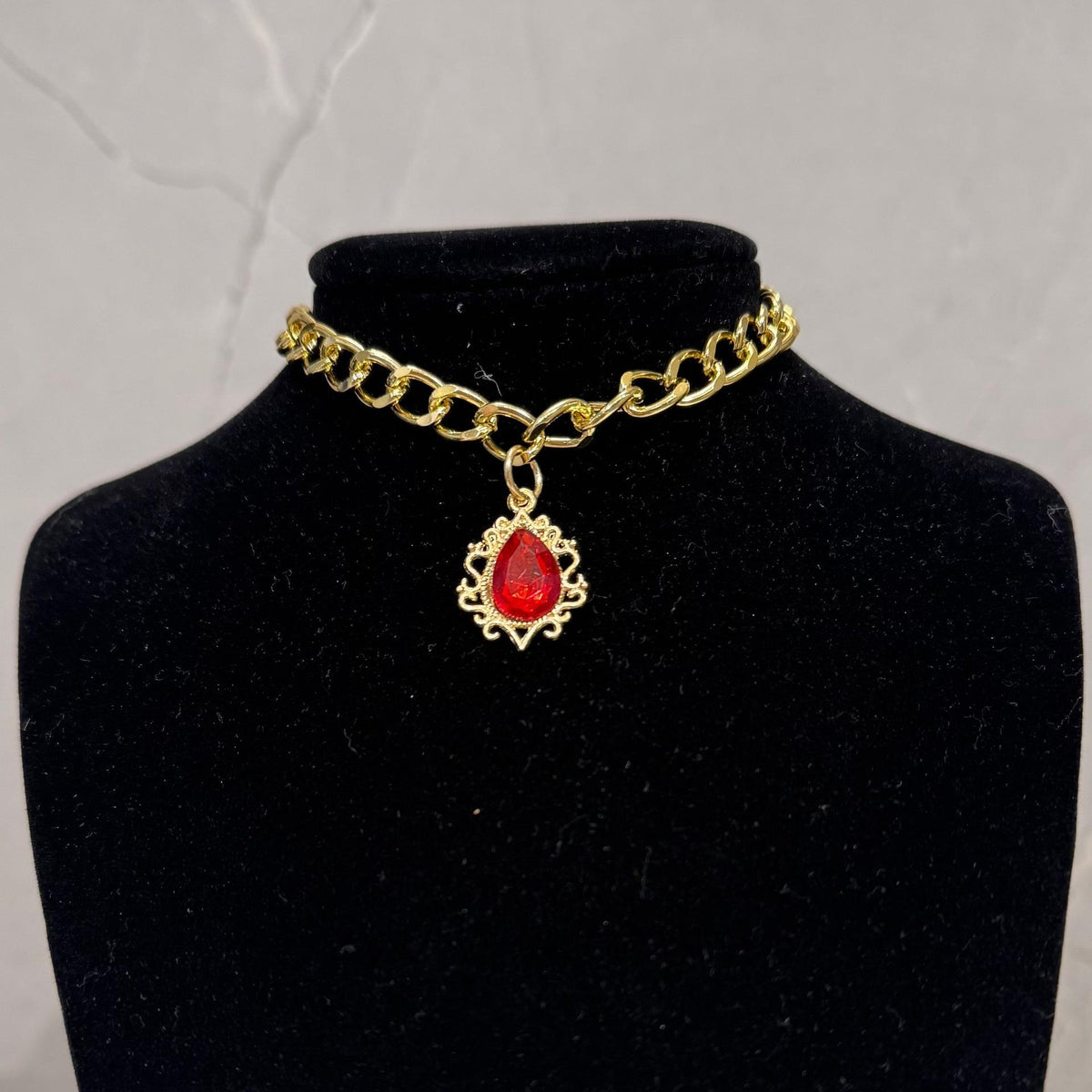 Pet Teardrop Gem Metal Chain Collar