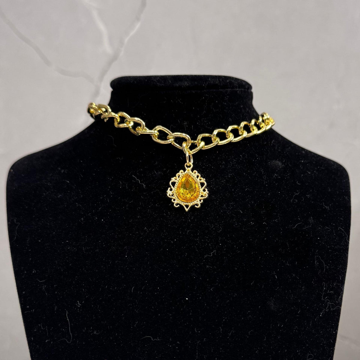 Pet Teardrop Gem Metal Chain Collar