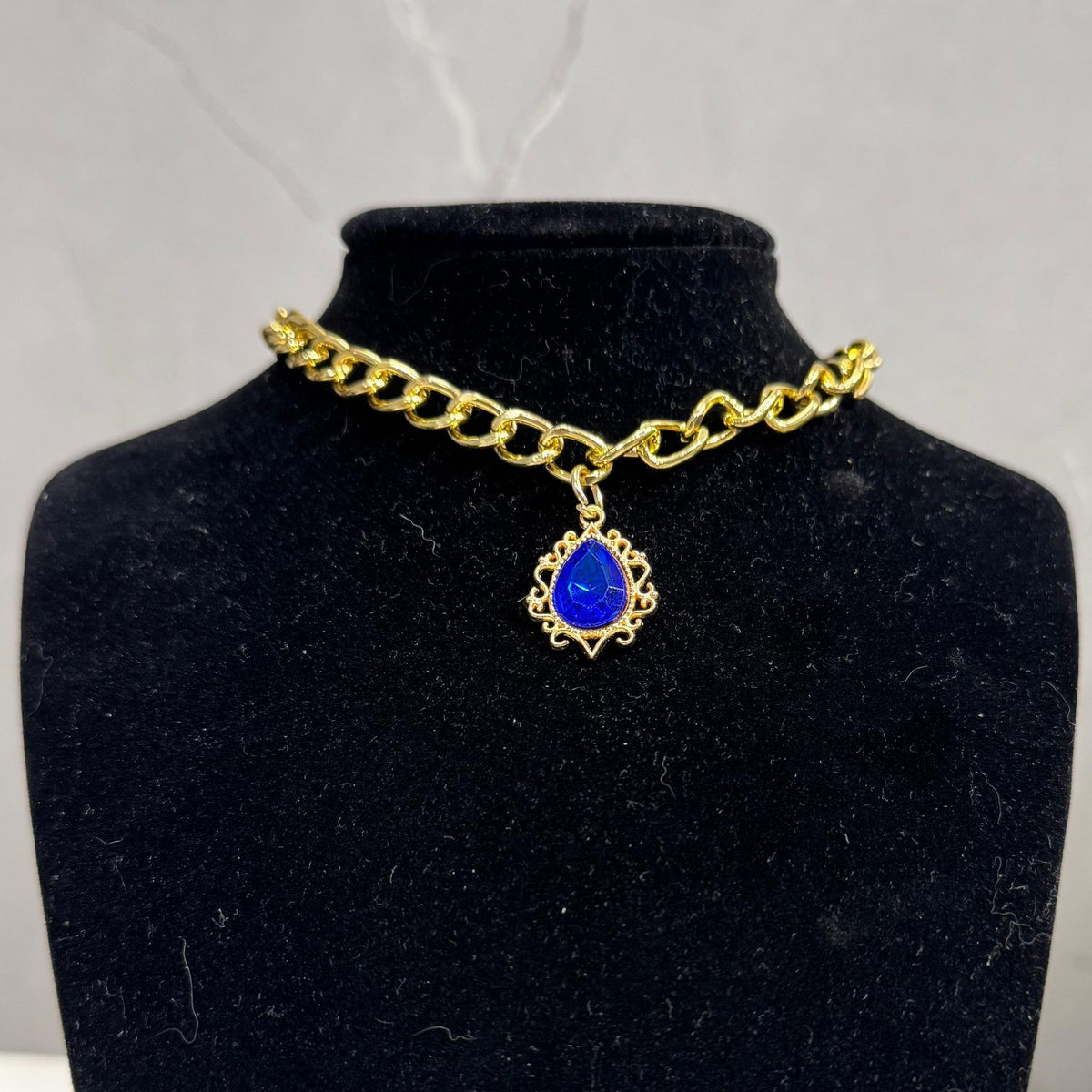Pet Teardrop Gem Metal Chain Collar