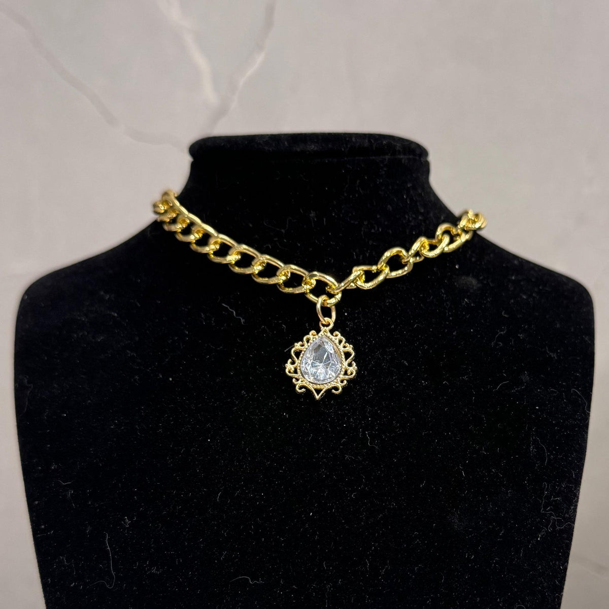 Pet Teardrop Gem Metal Chain Collar
