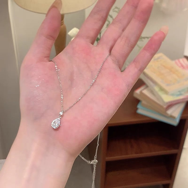 水滴吊坠